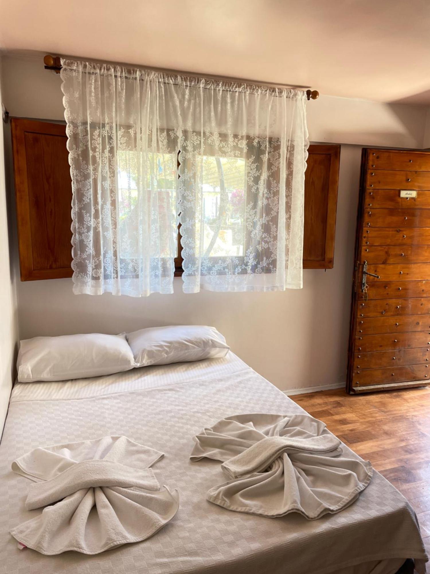 Ata Boutique Hotel Кешме Экстерьер фото